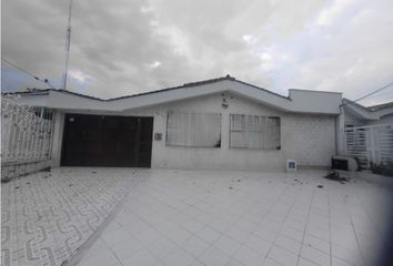 Casa en  Prados Del Norte, Cali