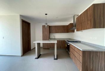 Casa en fraccionamiento en  Avenida Venustiano Carranza, San Sebastián Tepalcatepec, San Pedro Cholula, Puebla, 72750, Mex