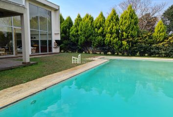 Casa en  Haras Santa María, Old Man, Loma Verde, Escobar, B1625, Buenos Aires, Arg