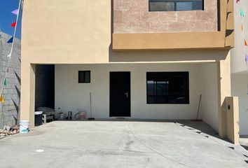 Casa en  Calle San Vicente 210, Fracc Res Rincón De San Vicente, Saltillo, Coahuila De Zaragoza, 25124, Mex