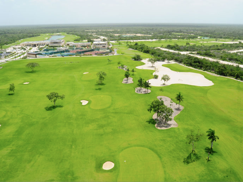 venta Casa en Yucatán Country Club, Mérida, Yucatán (EB-HE0179s)- icasas.mx