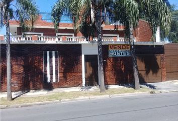 Casa en  Isidro Casanova, La Matanza