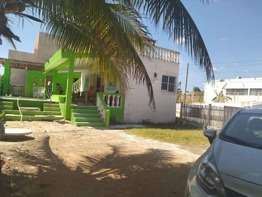 venta Casa en Pueblo Chuburna Puerto, Progreso, Yucatán (EBKS6343s