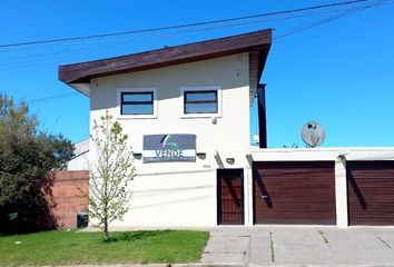 Casa en  Barrio Fortunato De La Plaza, Mar Del Plata