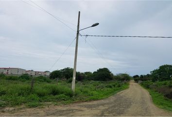 Terreno Comercial en  Tarqui, Manta