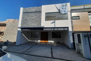 Casa en  Avenida Lago Azul, Atizapán De Zaragoza, México, 52989, Mex