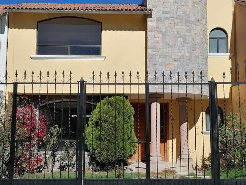 venta Casa en Arboledas de San Javier, Pachuca de Soto (EB-LF4921s)-  