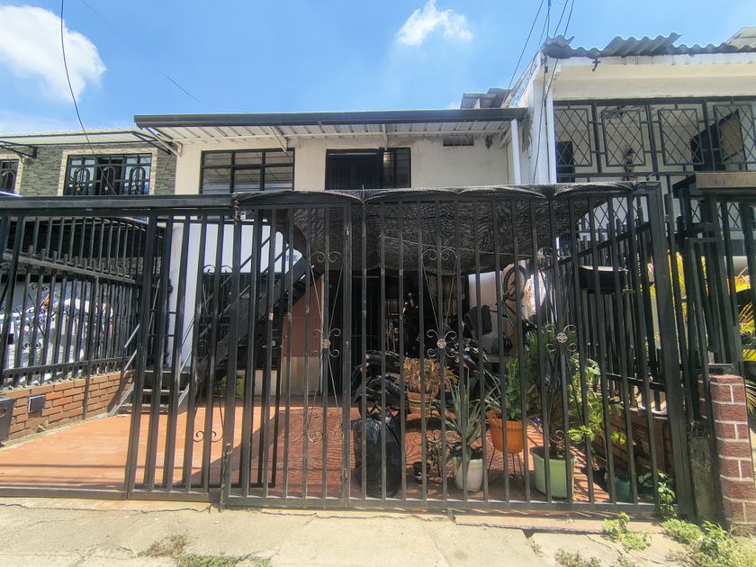 Apartamento en arriendo San Judas Tadeo I, Sur
