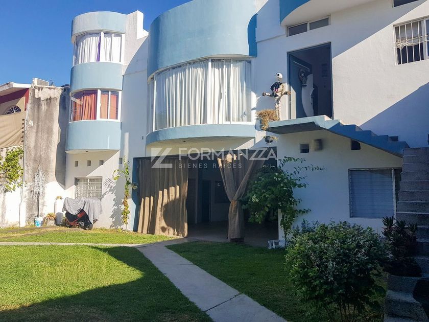 venta Casa en Bugambilias, Villa de Álvarez, Villa de Álvarez (EB-JL6285s)-  