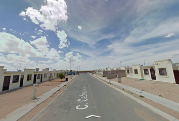 Casa en  Calle Arq. Luis Romero Soto, Fraccionamiento Horizontes Del Sur, Juárez, Chihuahua, 32575, Mex