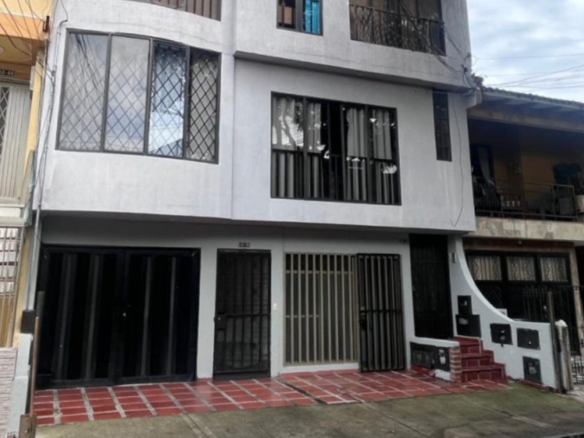 Apartamento en arriendo Primero De Mayo, Sur