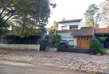 Casa en  Adrogué, Partido De Almirante Brown