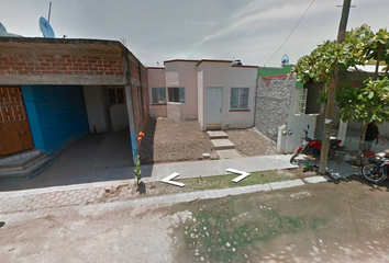 Casa en  Calle Balneario El Real 220, Gustavo Díaz Ordaz, Tecomán, Colima, 28190, Mex