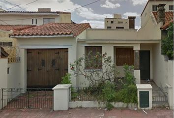 Casa en  Villa Sarmiento, Partido De Morón