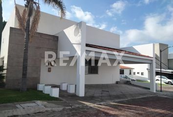 Casa en  Fraccionamiento Villas Del Mesón, Municipio De Querétaro