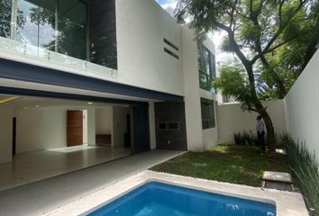 Casa en fraccionamiento en  Jardines De Delicias, Cuernavaca, Morelos