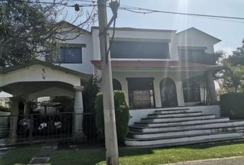 Casa en fraccionamiento en  Circuito Anenecuilco 112, Fraccionamiento Lomas De Cocoyoc, Atlatlahucan, Morelos, 62847, Mex