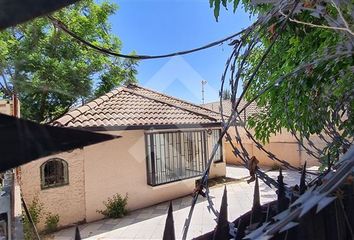 Casa en  Peñalolén, Provincia De Santiago