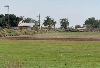 Lote de Terreno en  El Sáuz, Tlaquepaque