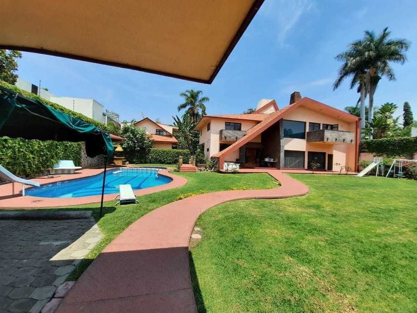 venta Casa en Fraccionamiento Jardines de Reforma, Cuernavaca, Morelos  (EB-IH5044s)