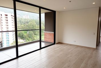 Apartamento en  Poblado, Medellín