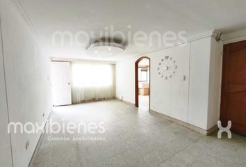 Apartment for rent in Velódromo, Medellín
