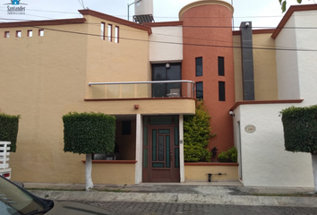 Casa en fraccionamiento en  Calle Fray Jacobo Daciano, Ejidal Ocolusén, Morelia, Michoacán De Ocampo, 58295, Mex