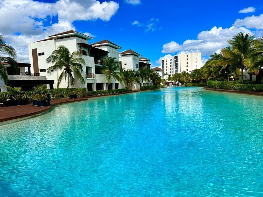 venta Casa en Yucatán Country Club, Mérida, Yucatán (EB-MO2394s)- icasas.mx