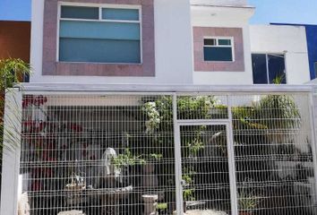 Casa en fraccionamiento en  Buenavista 2a Etapa, Morelia, Michoacán