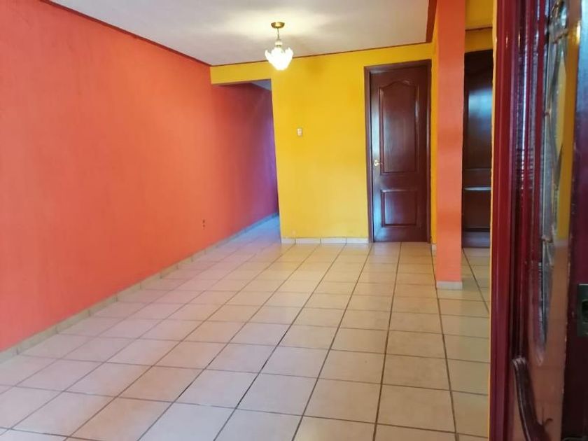 venta Casa en Espíritu Santo, San Juan del Río, San Juan del Río, Querétaro (MX22MY3374) icasas.mx