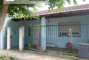 Casa en  Barrio Parque San Martin, Partido De Merlo