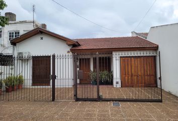 Casa en  Lomas De Zamora, Partido De Lomas De Zamora