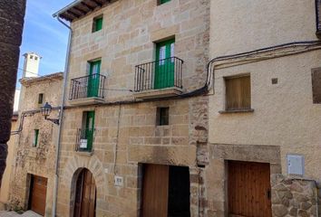 Chalet en  Cirauqui, Navarra