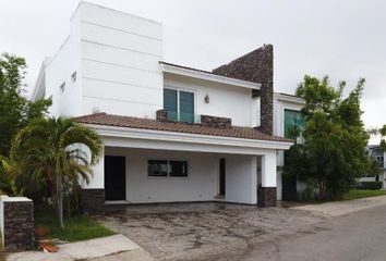 Casa en  Puerta Al Mar, Mazatlán
