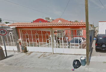 Casa en  Avenida Santa Irene, Fraccionamiento Misiones Del Real, Juárez, Chihuahua, 32575, Mex