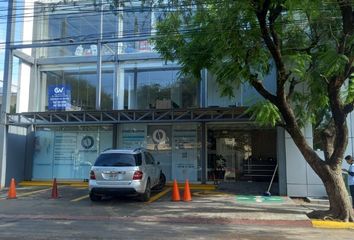 Oficina en  Avenida Santuario De Guadalupe, Paseos Del Bosque, Corregidora, Querétaro, 76910, Mex