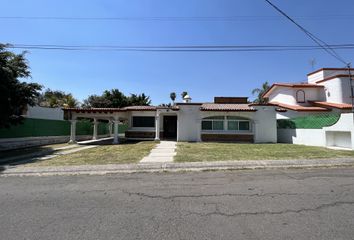 Casa en fraccionamiento en  Calle Perdiz 25, Fraccionamiento Lomas De Cocoyoc, Atlatlahucan, Morelos, 62847, Mex