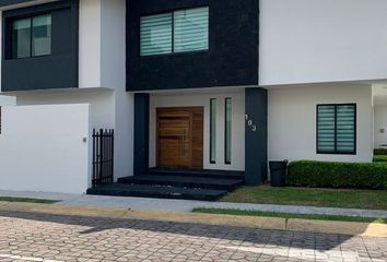 Casa en  Jardín Real, Zapopan, Jalisco