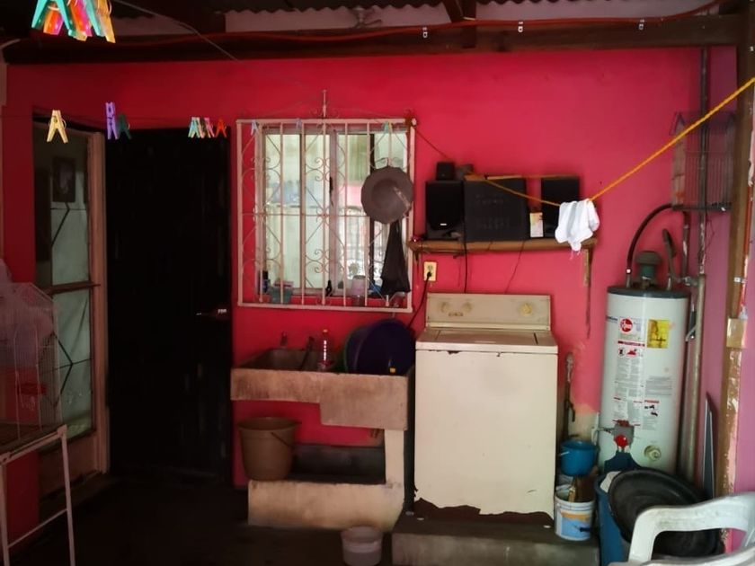 venta Casa en Ciudad Guadalupe Centro, Guadalupe, Nuevo León (EBDM2412s) icasas.mx