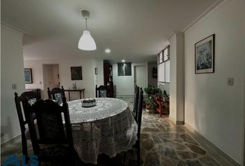 Apartamento en  Laureles, Medellín