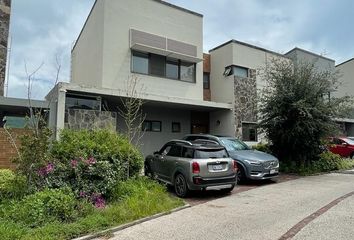 Casa en  Altozano El Nuevo Querétaro, Municipio De Querétaro