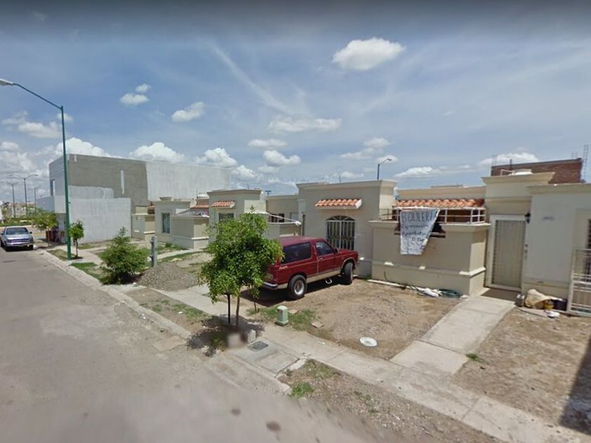 venta Casa en Valle Alto, Culiacán Rosales, Culiacán (32003848-LUM2-479)-  