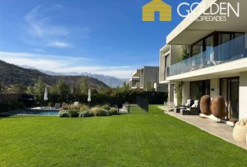 Casa en  Lo Barnechea, Provincia De Santiago