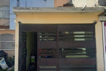 Casa en condominio en  Calle Manuel J. Clouthier 118-134, Conjunto Habitacional Loma Ii, Zinacantepec, México, 51355, Mex