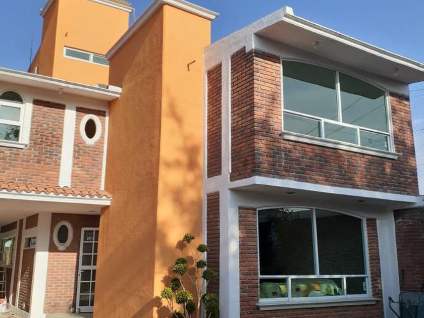 venta Casa en Zinacantepec, Zinacantepec (IHO4850310)