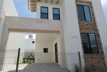 Casa en  Calle Jesús Berlanga Farías, Fraccionamiento Portal De Las Lomas, Saltillo, Coahuila De Zaragoza, 25094, Mex