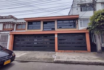 Casa en  Normandía Occidental, Bogotá