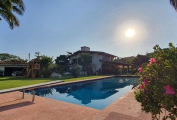 Casa en  Lomas De Jiutepec, Jiutepec, Morelos