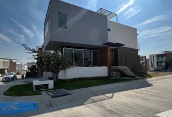Casa en condominio en  Fraccionamiento Valle Imperial, Zapopan, Jalisco