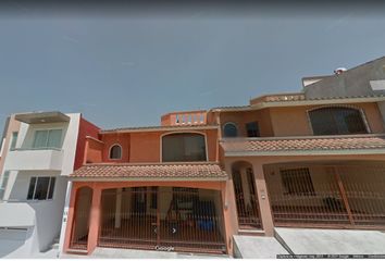 Casa en fraccionamiento en  Calle Enrique Z. Mercado 22-24, José Cardel, Xalapa, Veracruz De Ignacio De La Llave, 91030, Mex